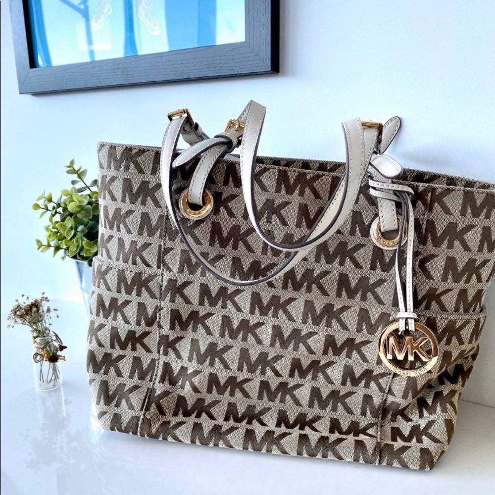Michael Kors Canvas Tote Beige